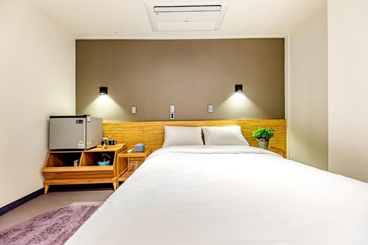 The Jade Hotel Jeju Exteriör bild