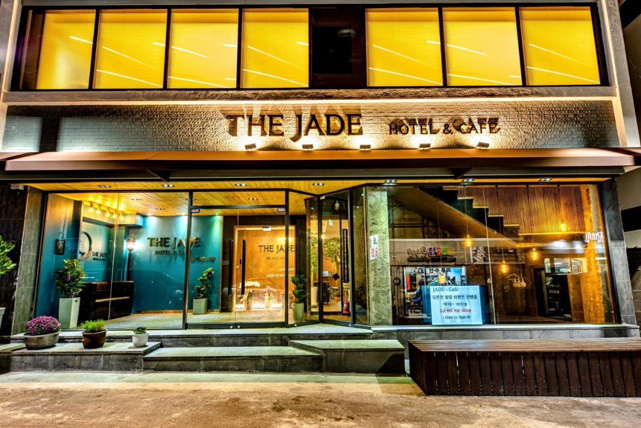 The Jade Hotel Jeju Exteriör bild